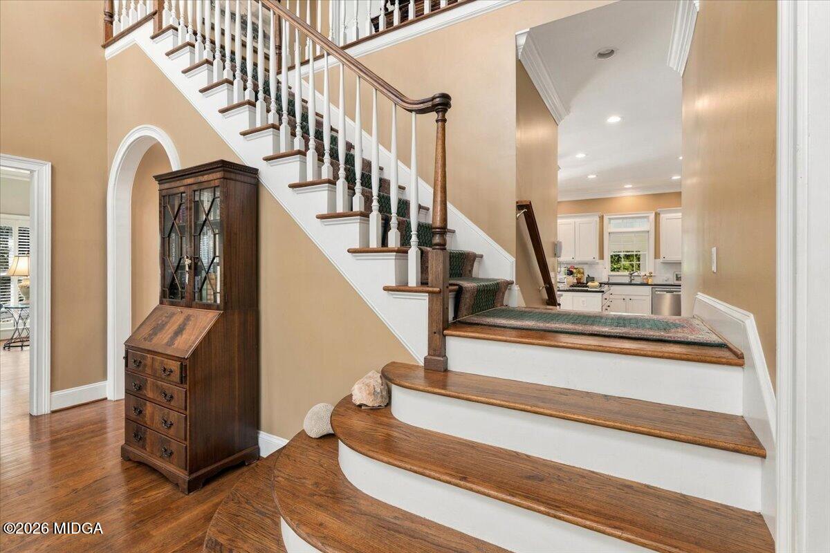 112 Gleneagles Circle