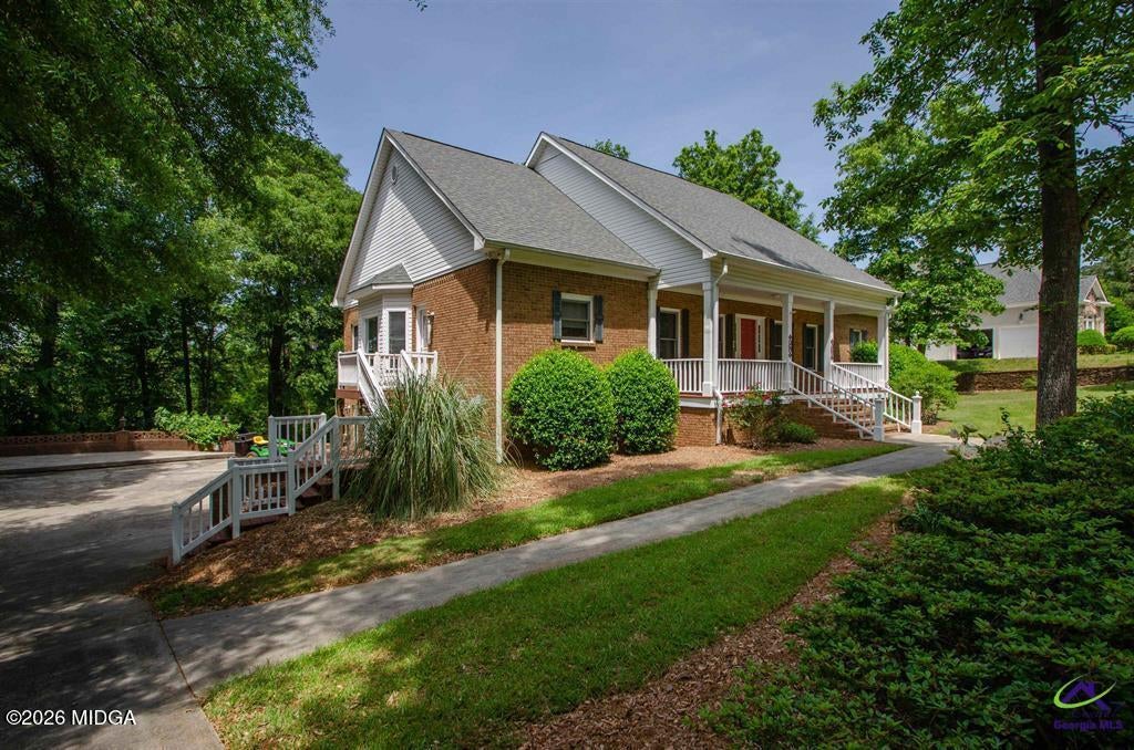 110 Holly Drive