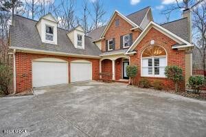 208 Huntington Court