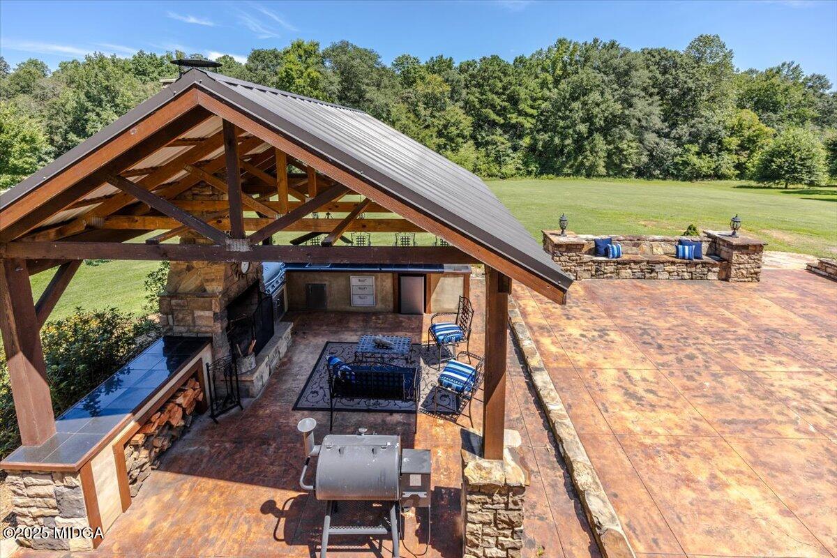 664 King Road