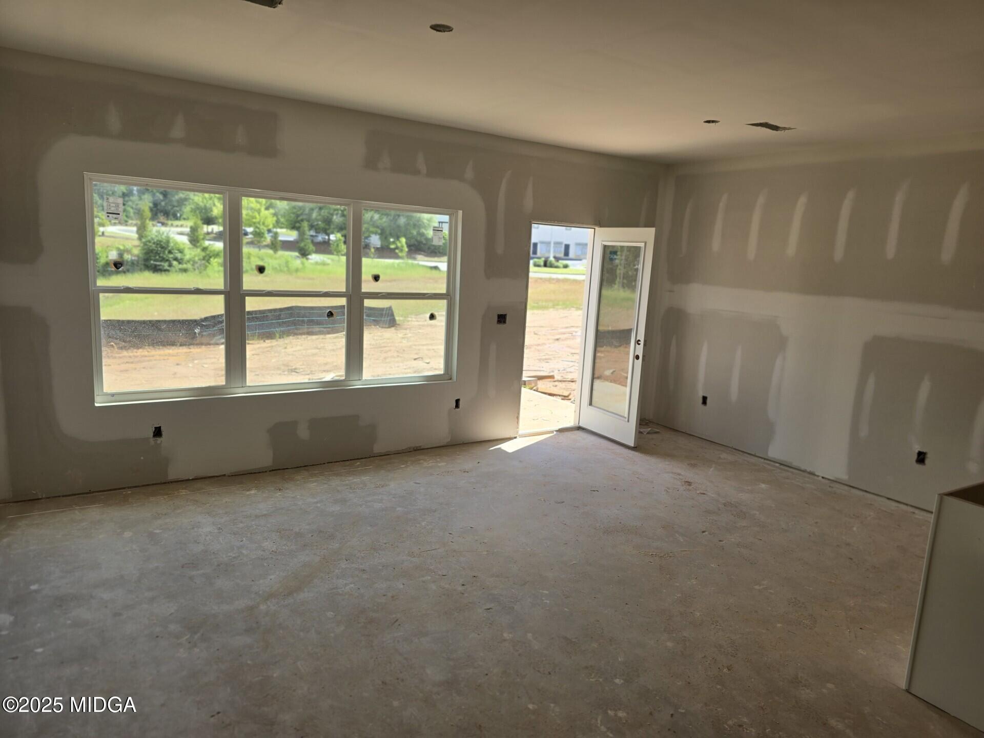 2812 Lillian Lane