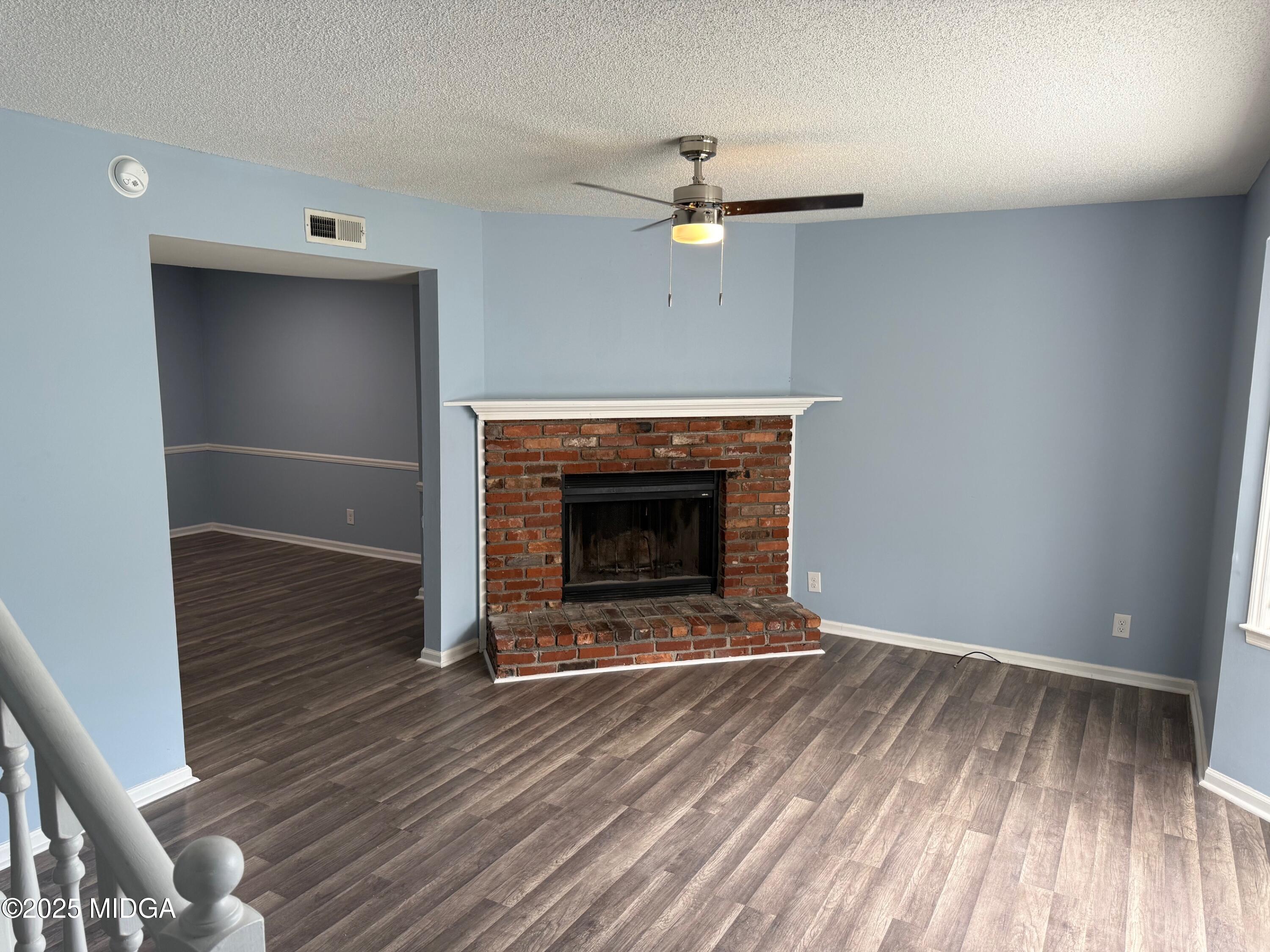 4376 Barrington Place