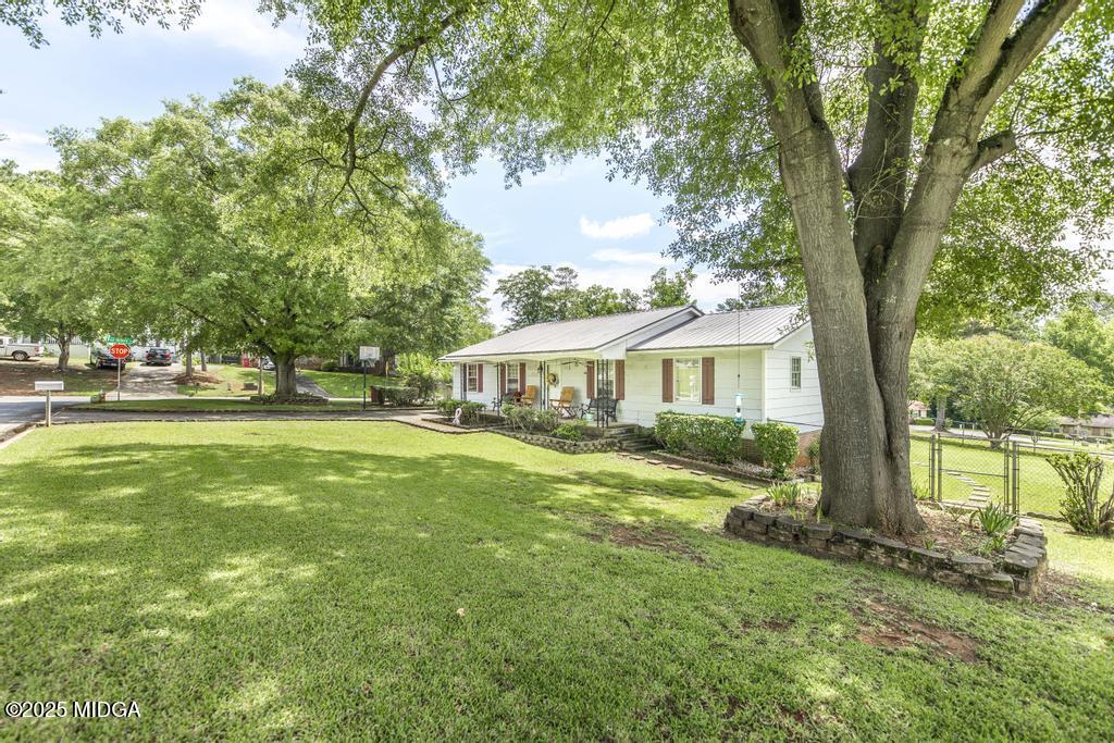 4782 Two Oak Drive
