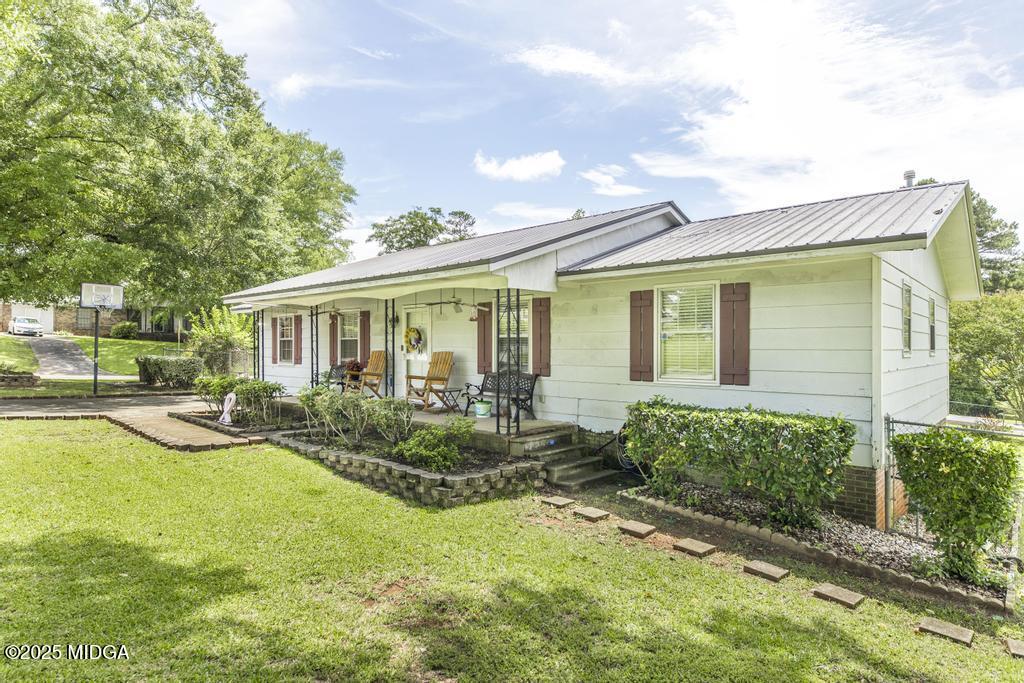 4782 Two Oak Drive