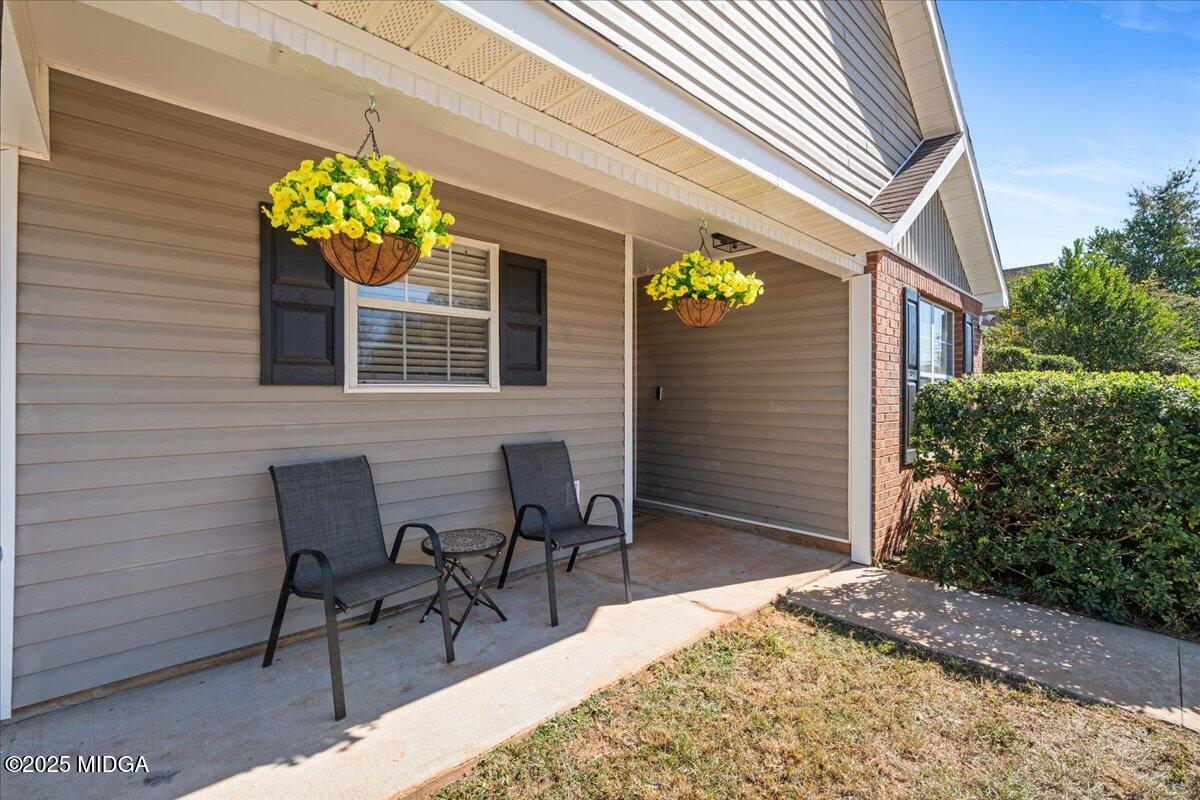 302 Strawbridge Lane