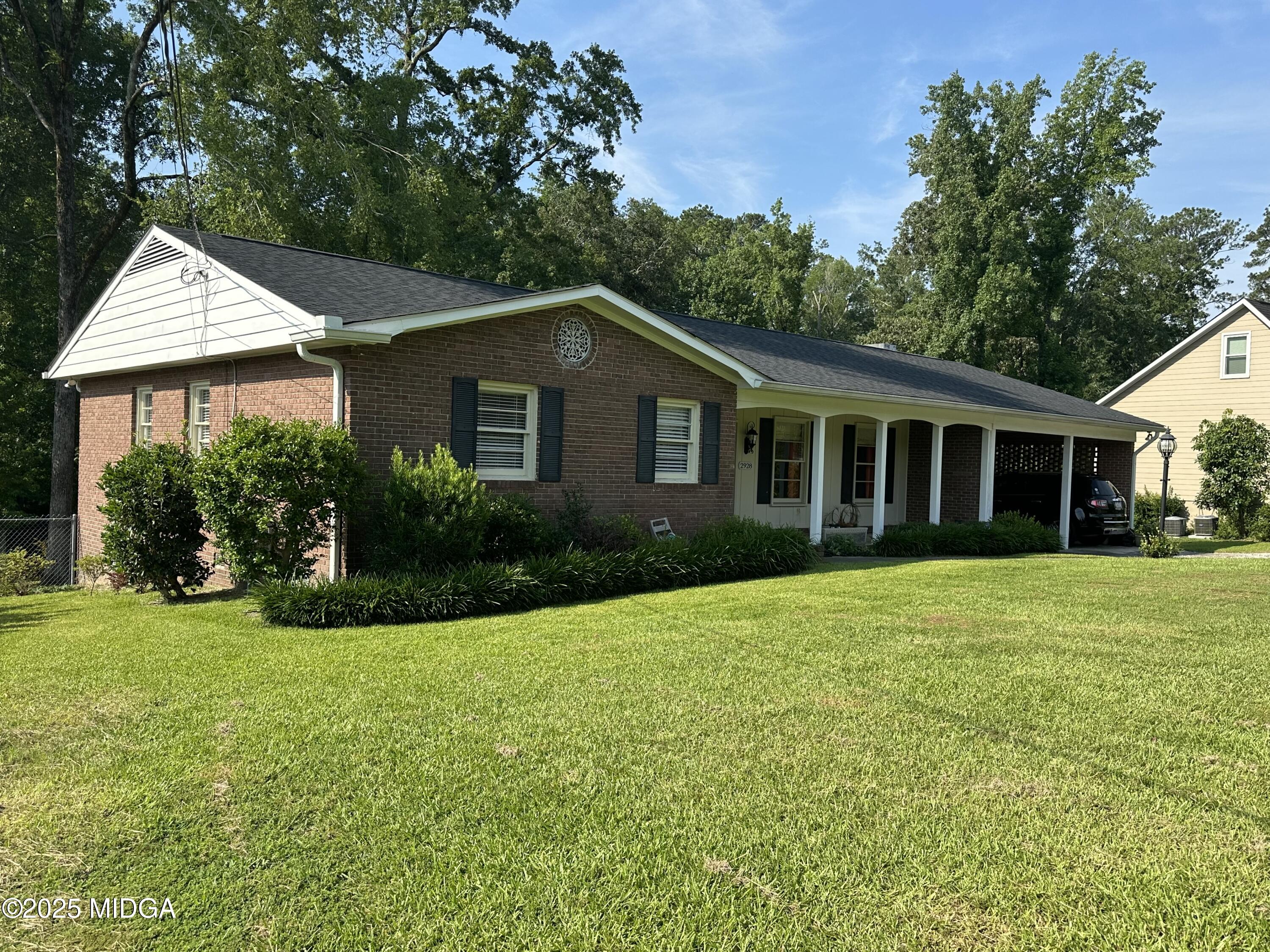 2928 Thornwood Drive