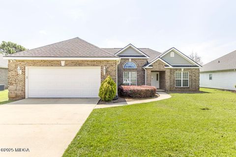 103 Emberly Lane Warner Robins GA 31088