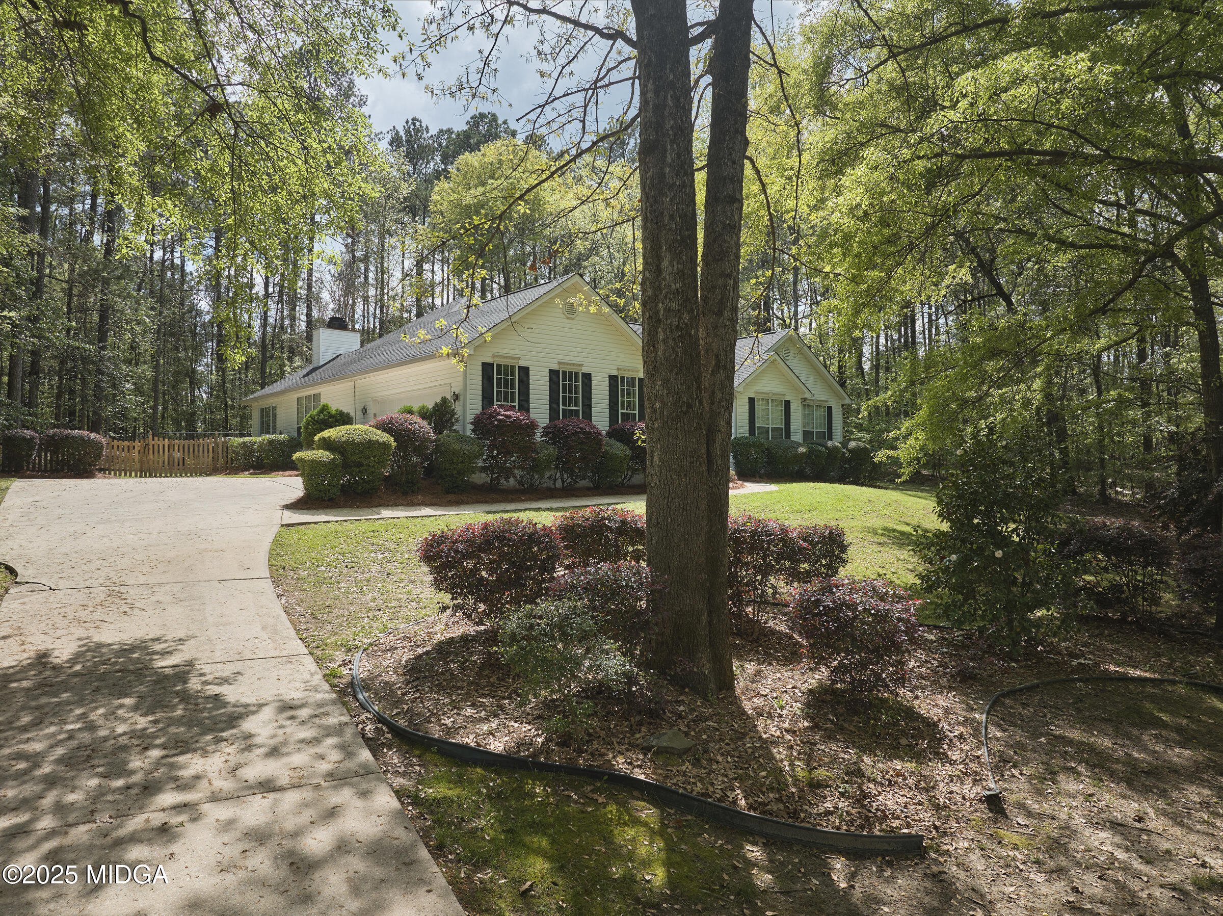 27 Hickory Lane