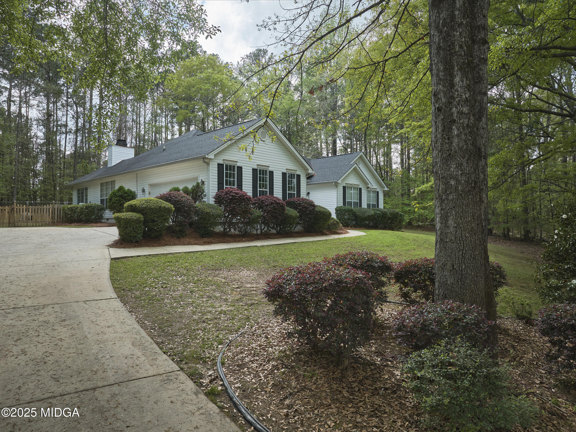 27 Hickory Lane