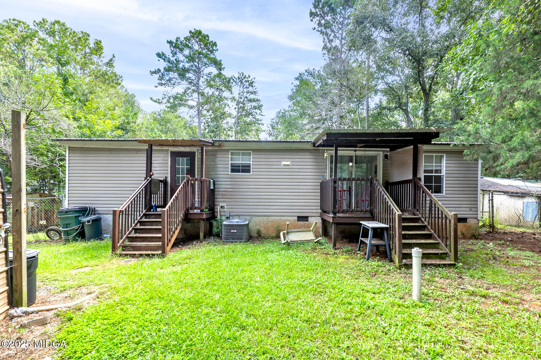 450 Lakeshore Drive