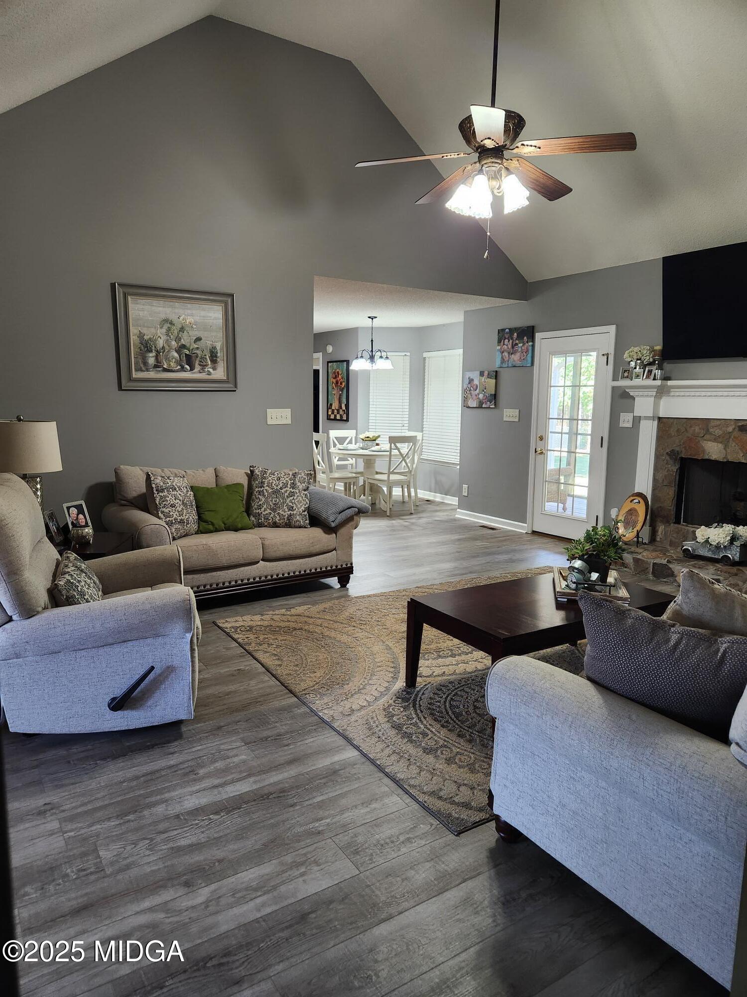 254 Crestview