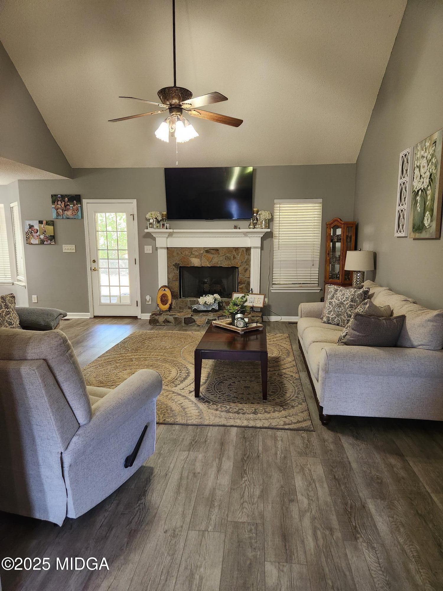 254 Crestview