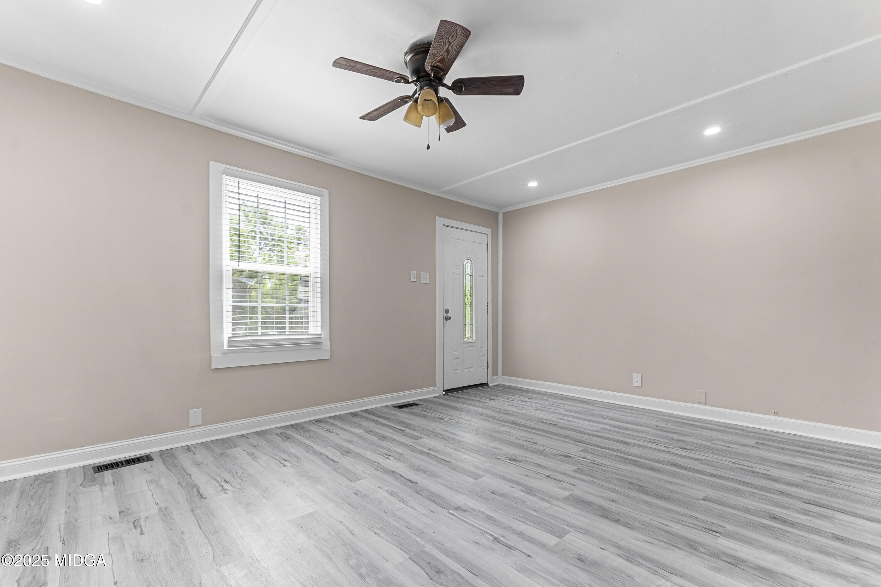 1227 Auburn Drive