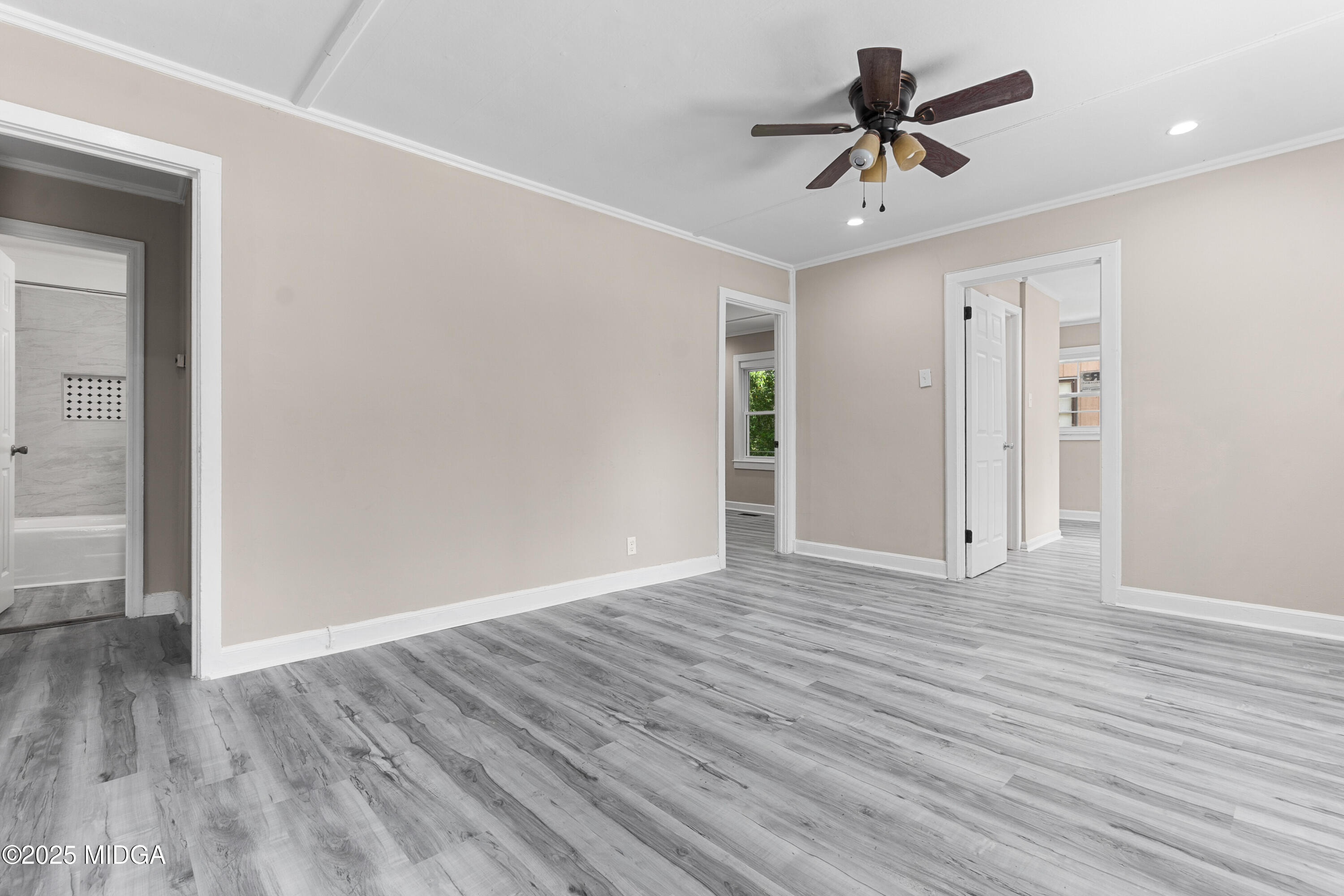 1227 Auburn Drive