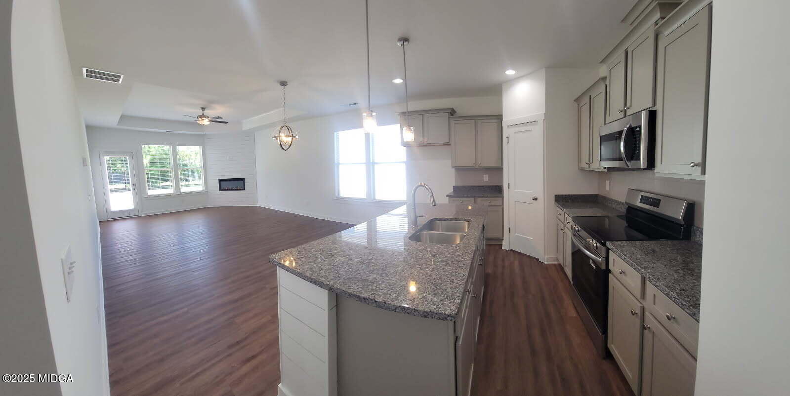 111 Breakwater Way