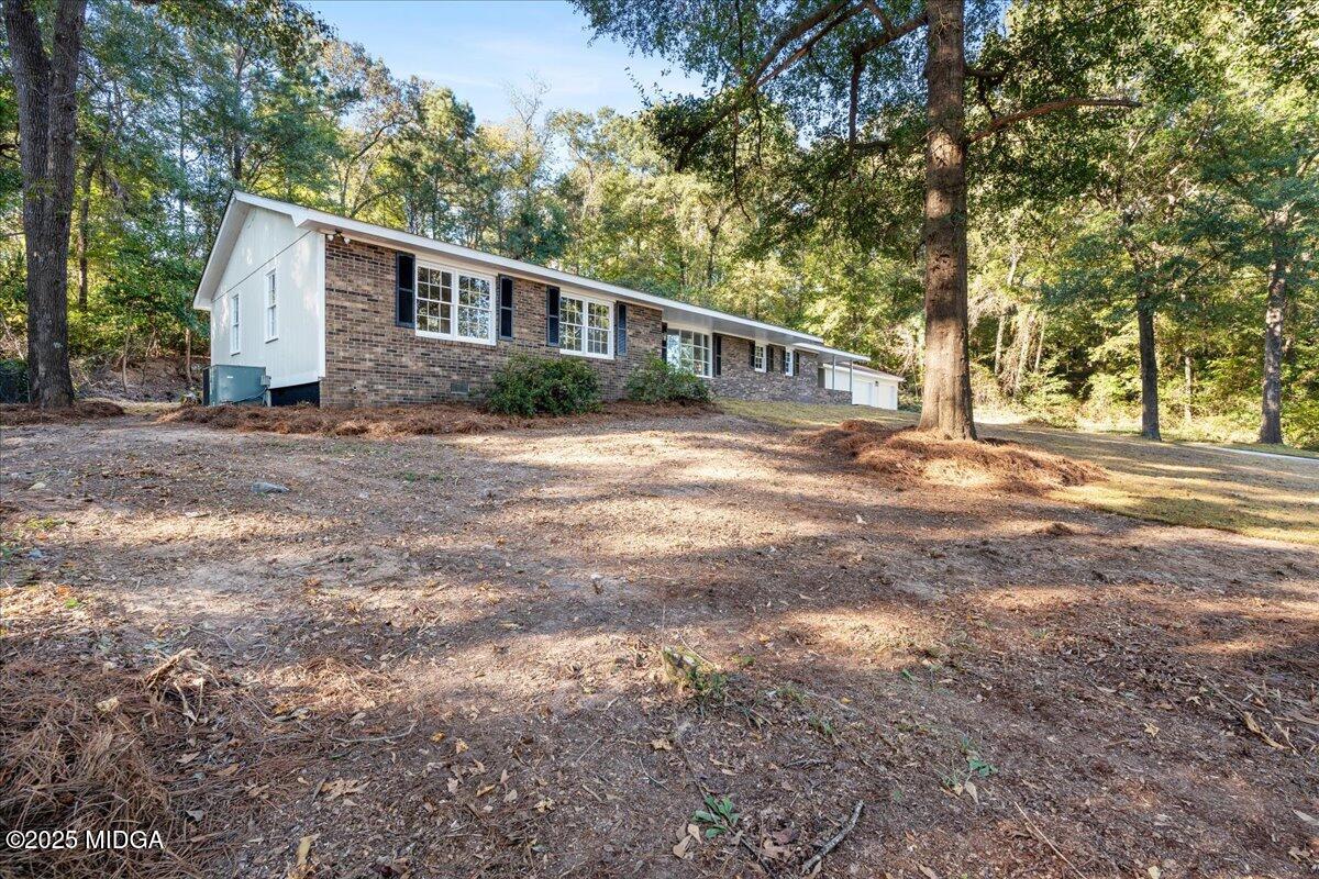 126 Waterfront Way
