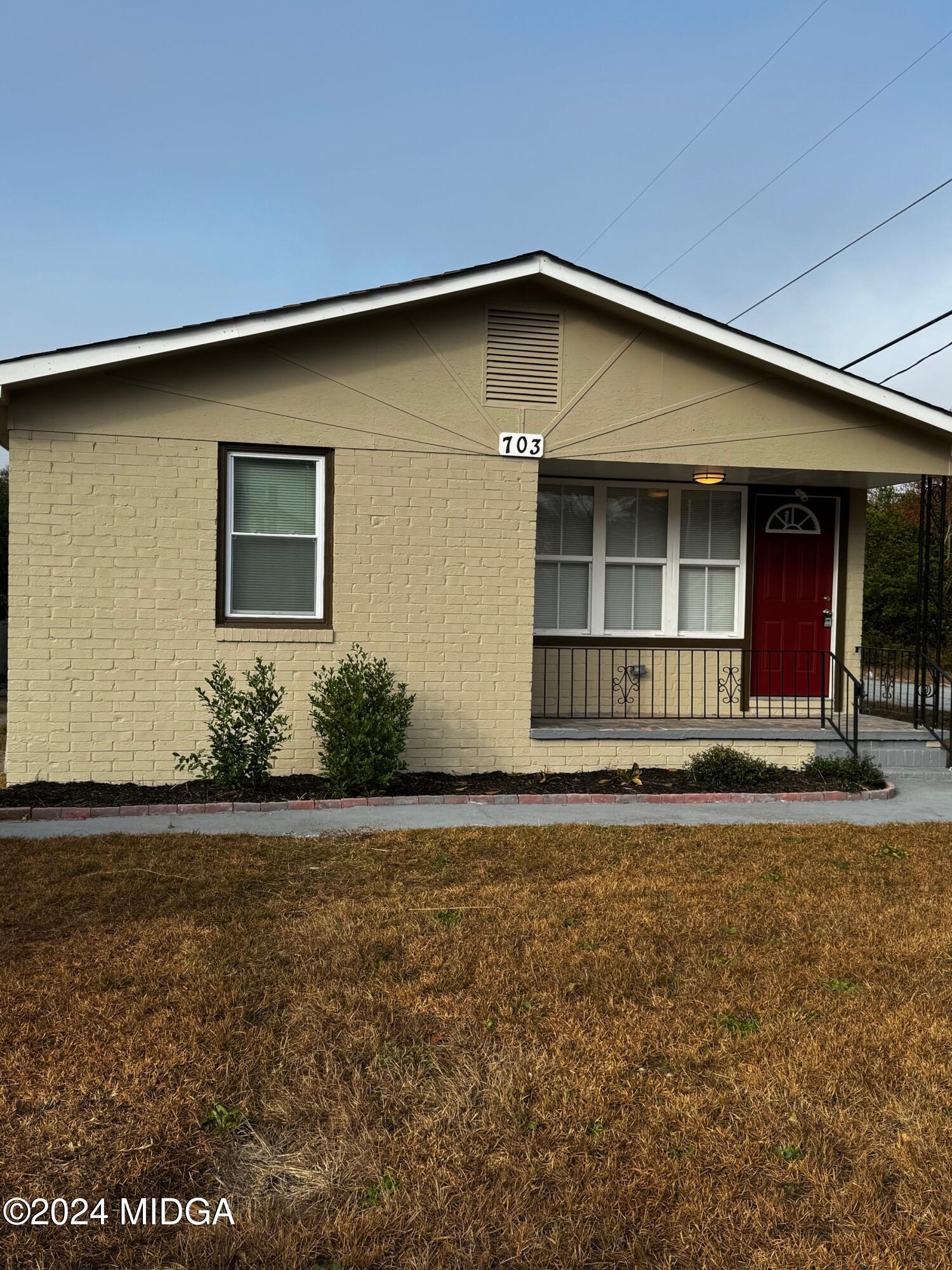 703 Edwards Avenue