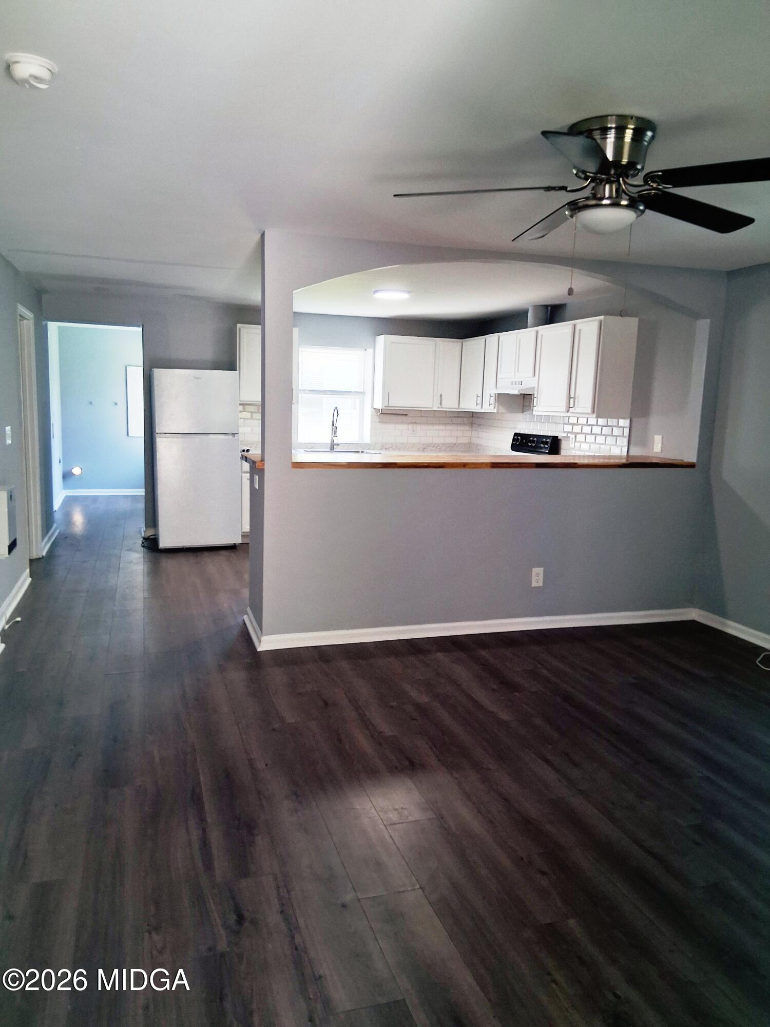 3990 Atlantic Avenue