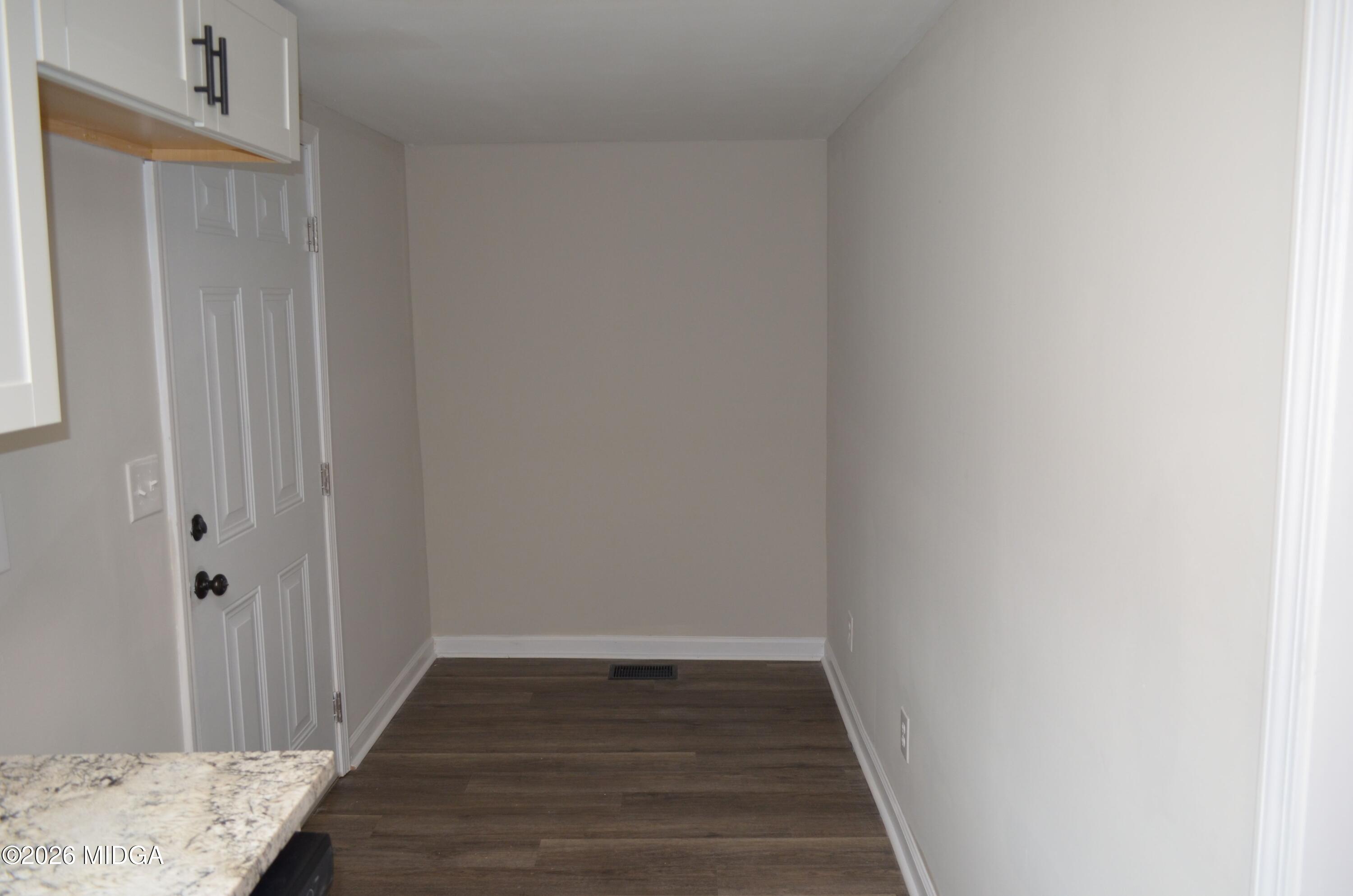 1996 Dames Ferry Road