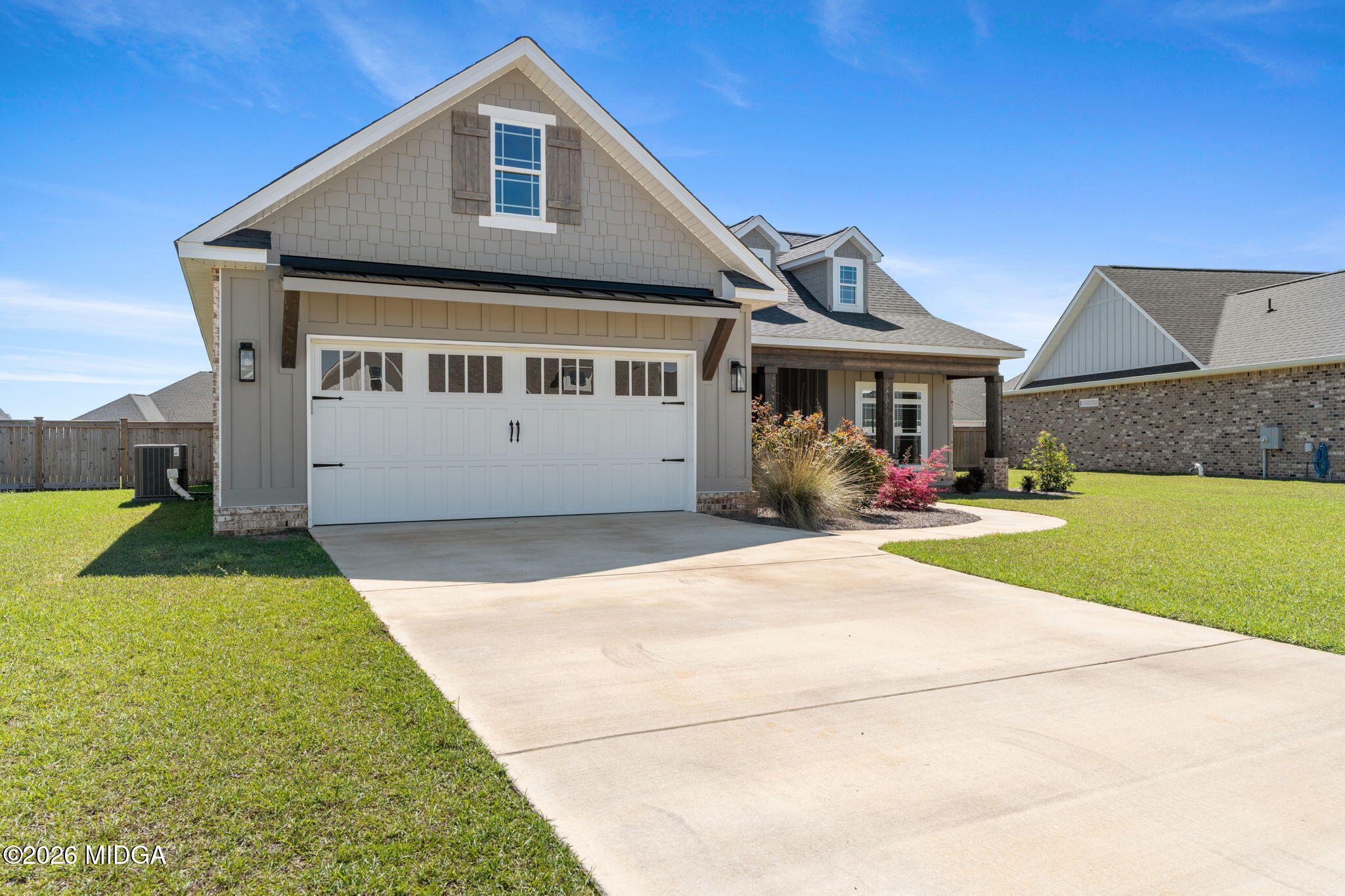 106 Rolling Meadow Way