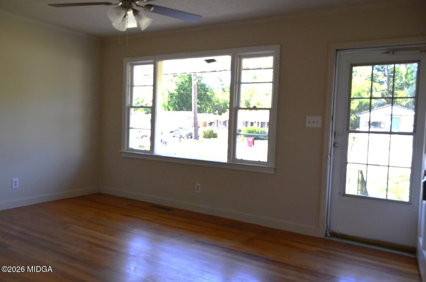 1524 Cambridge Drive