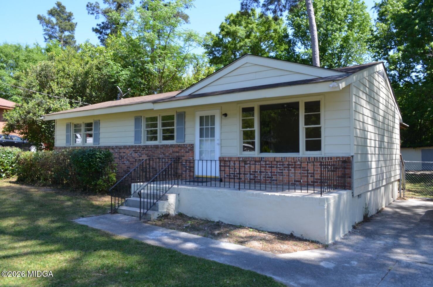 1524 Cambridge Drive