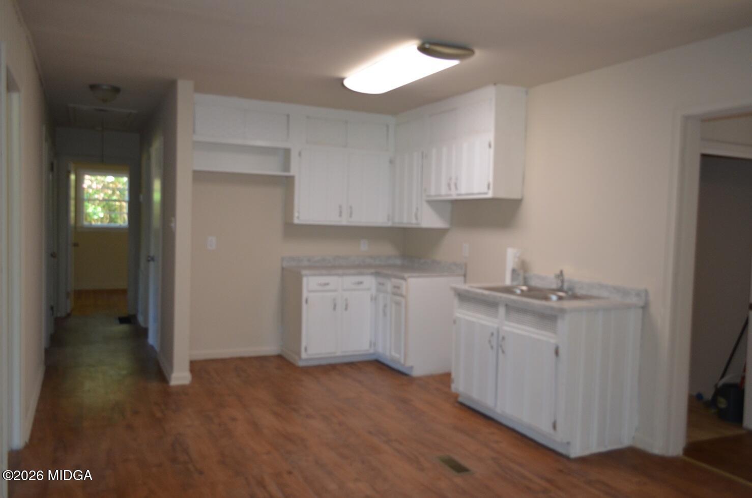 1524 Cambridge Drive