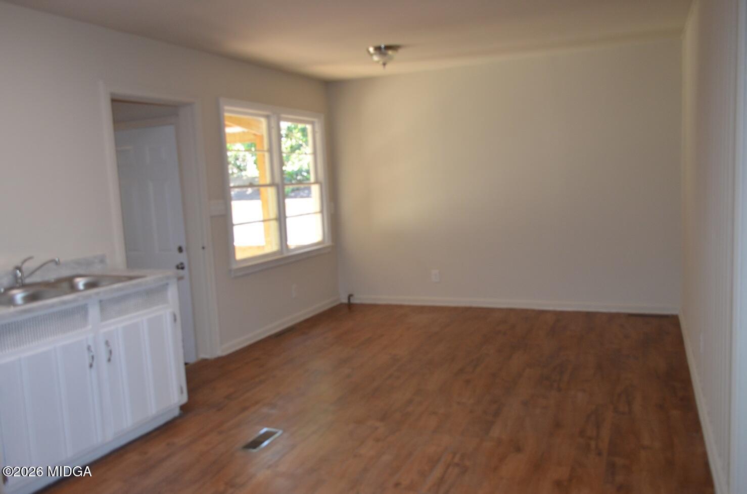 1524 Cambridge Drive