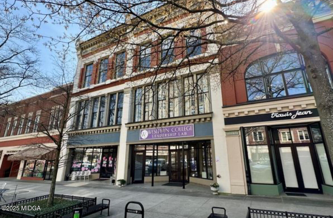 522 Cherry Street 301