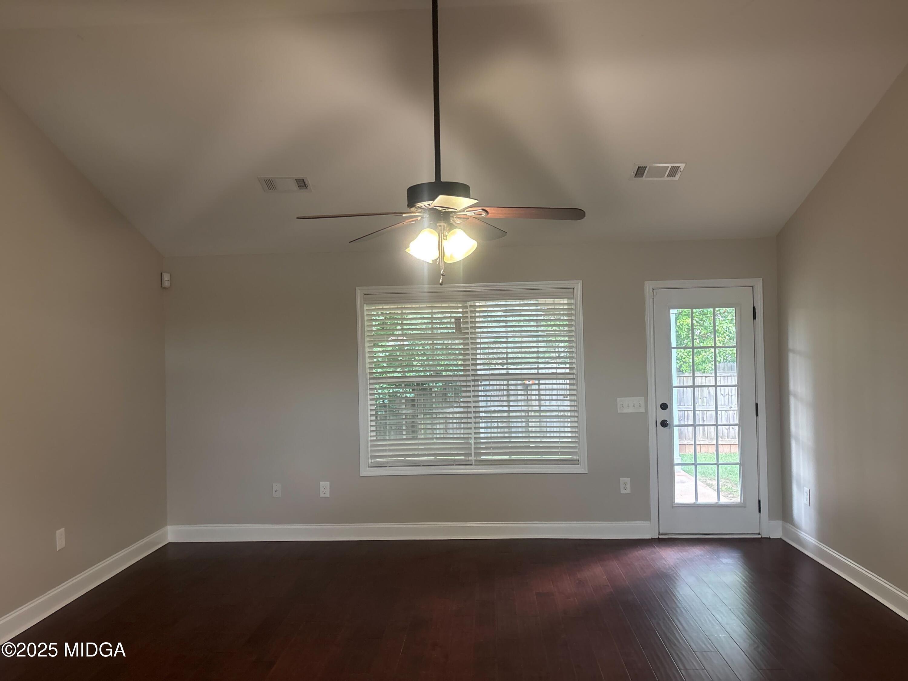 105 Selwyn Court