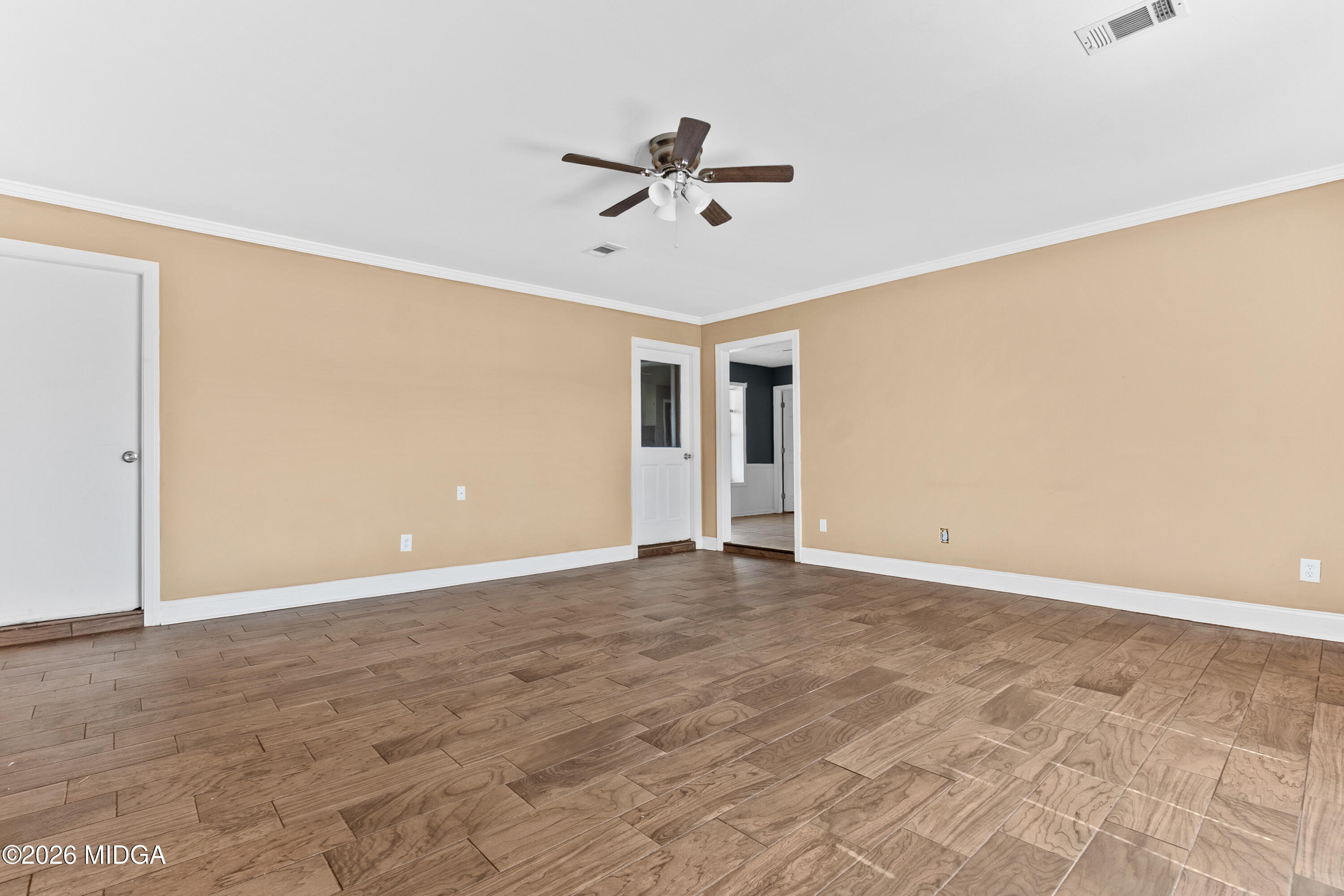 7020 Barcelona Boulevard