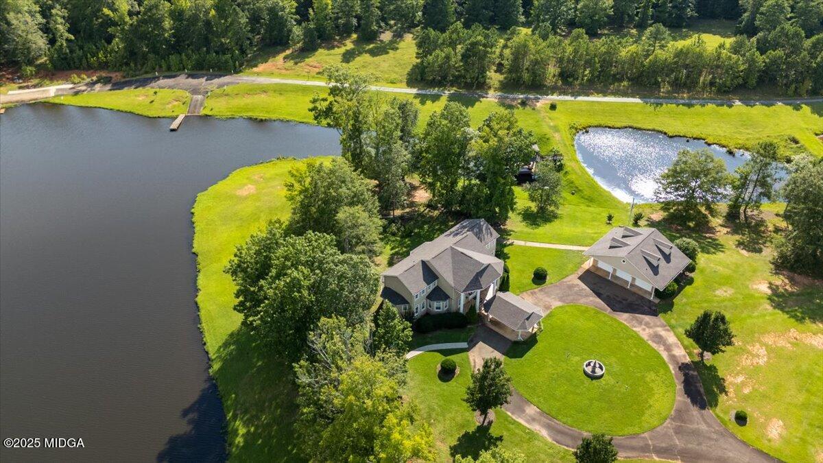 168 Kerr Way