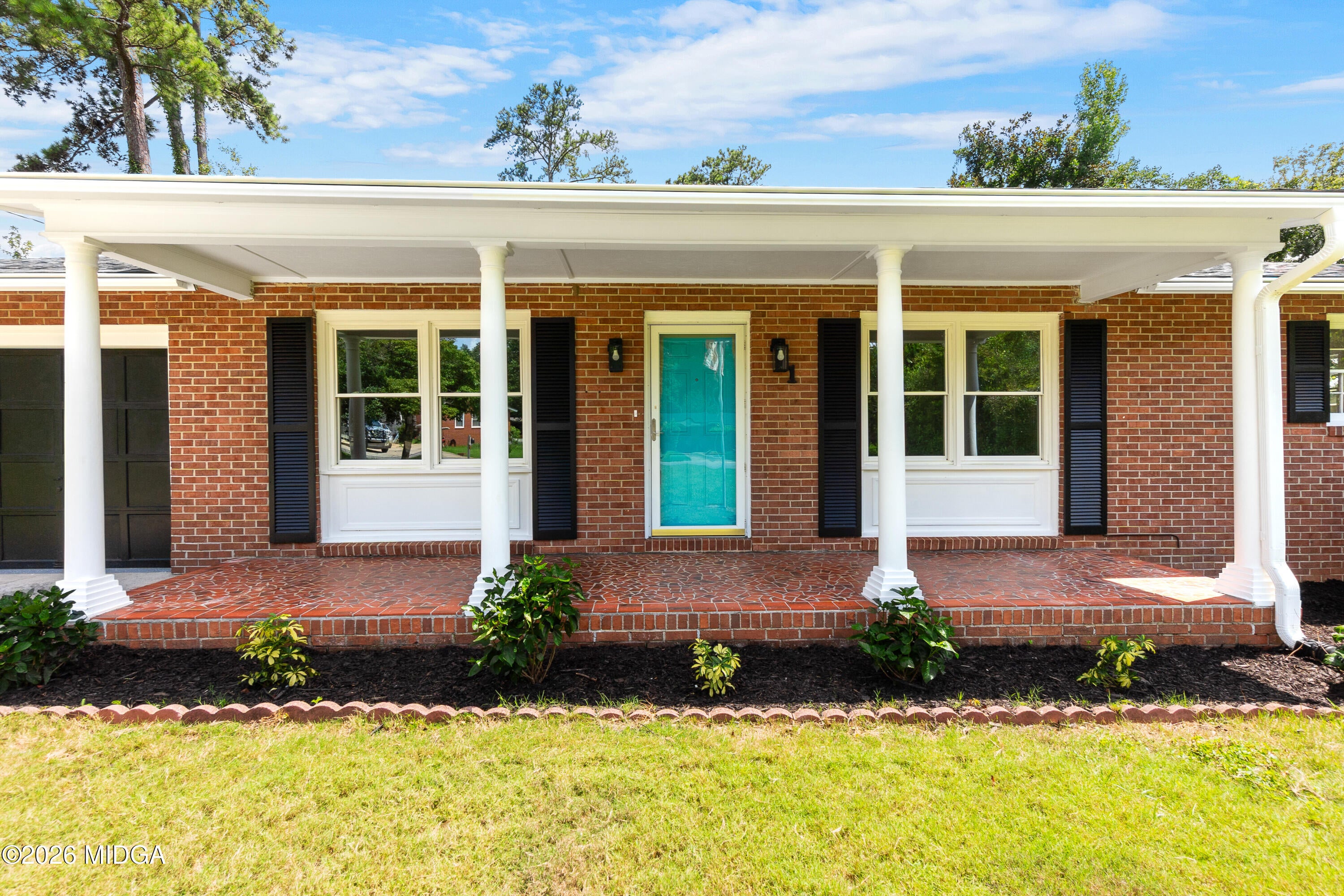 102 Hillridge Drive