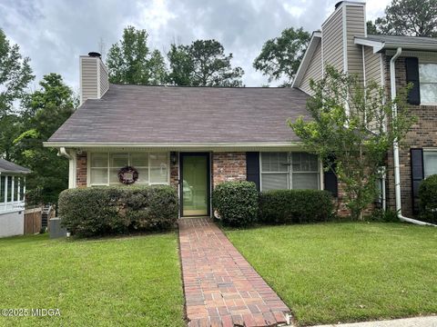 132 N Springs Court Macon GA 31210