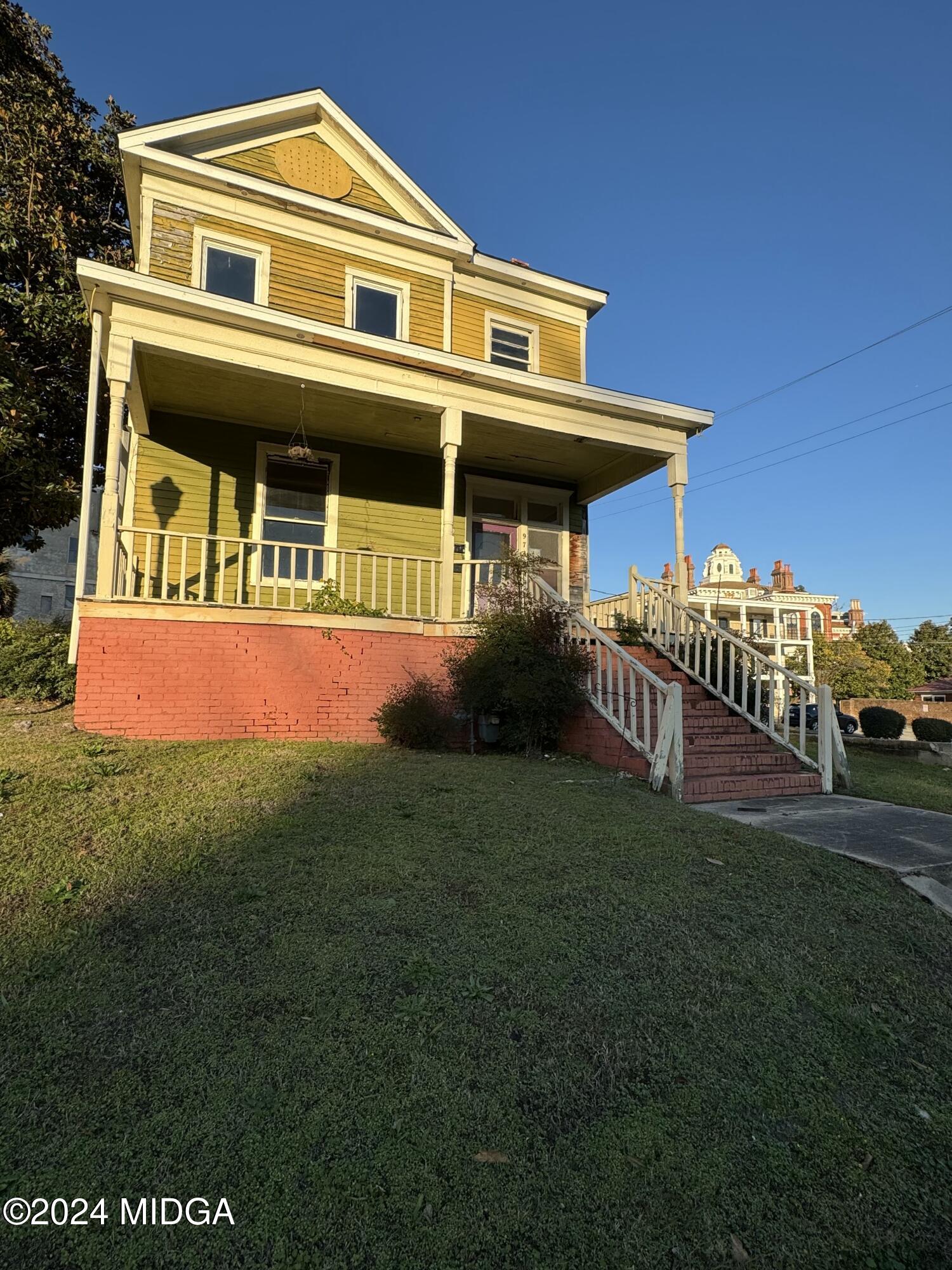 973 Cherry Street