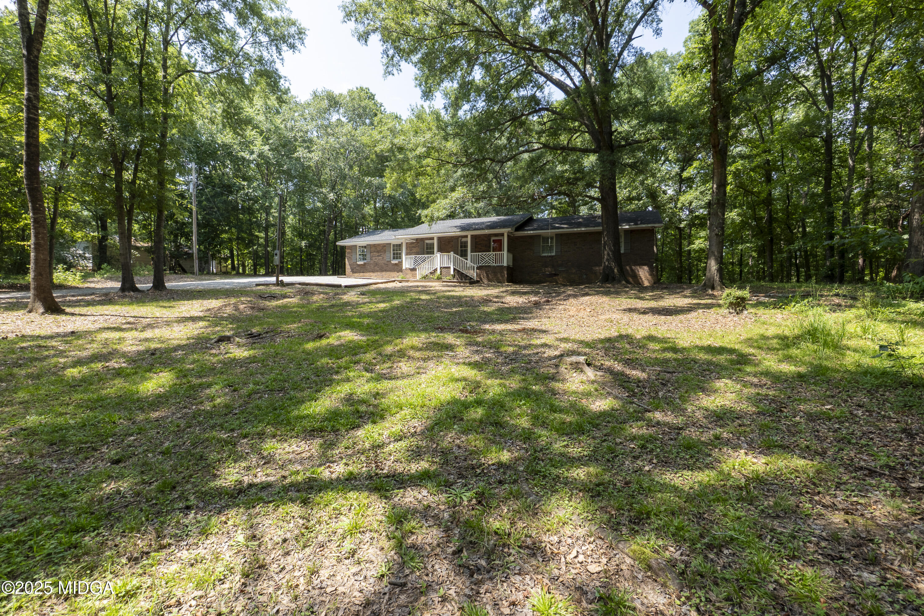 235 E Colonial Drive
