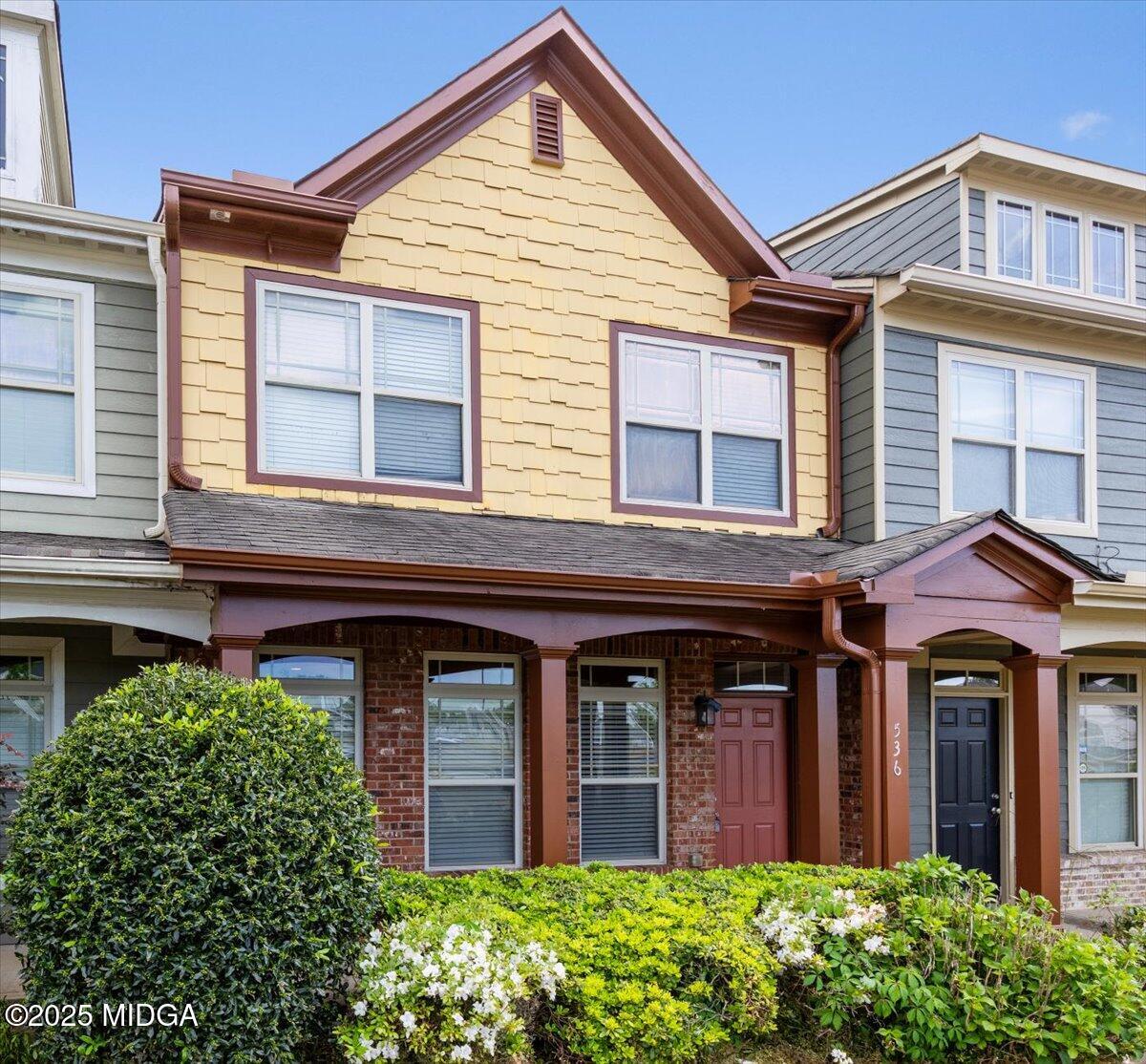 536 Ivy Brook Way