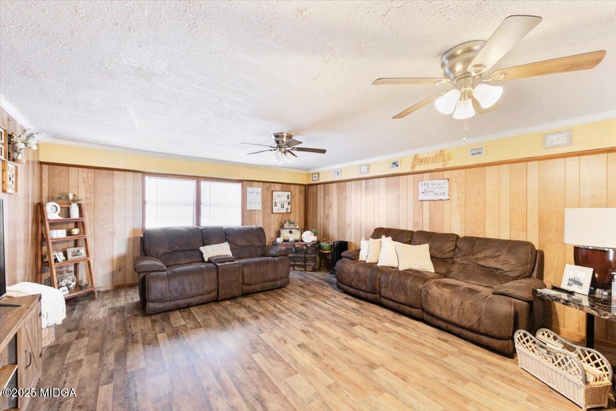 499 Pioneer Road