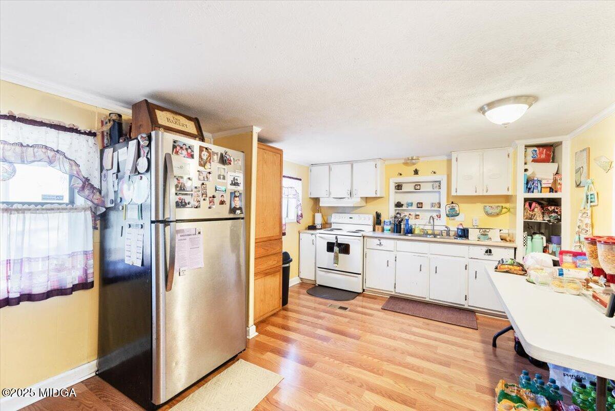499 Pioneer Road