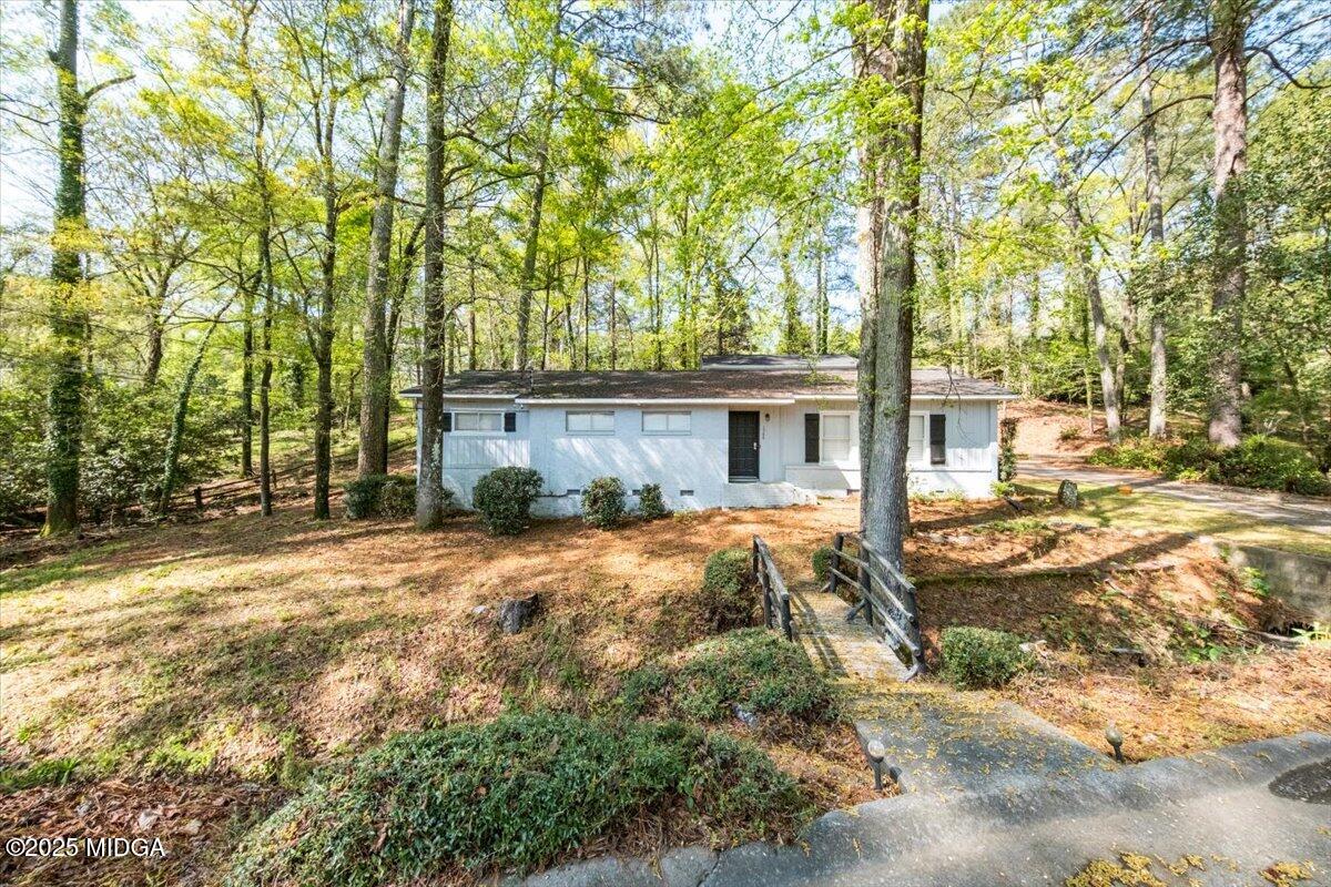 1560 Hawthorne Road