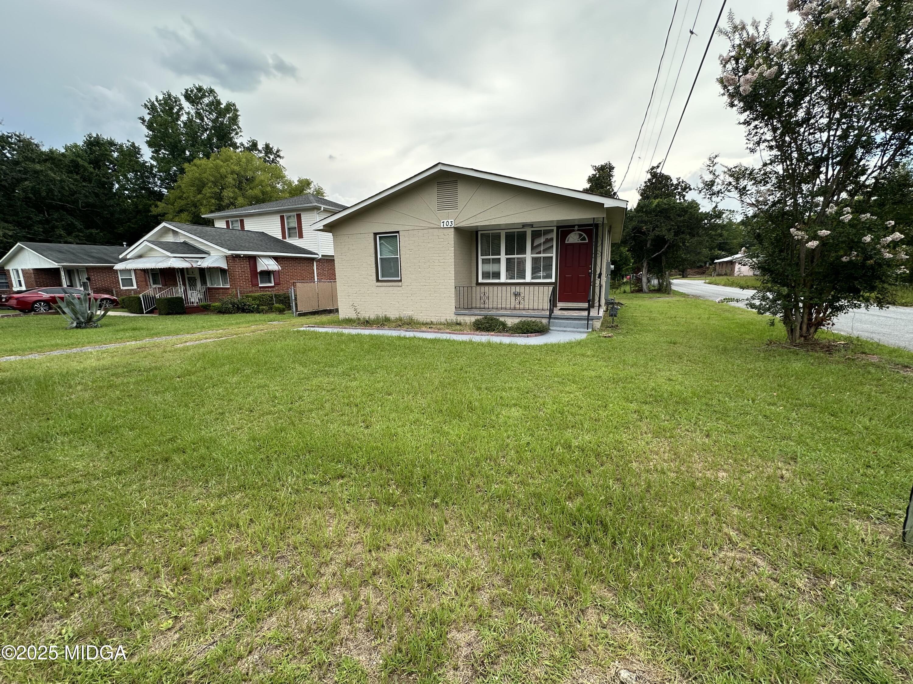 703 Edwards Avenue