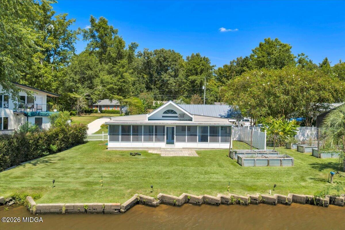 363 Edgewater Drive