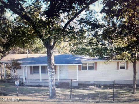 4401 Crystal Lake Drive Macon GA 31217