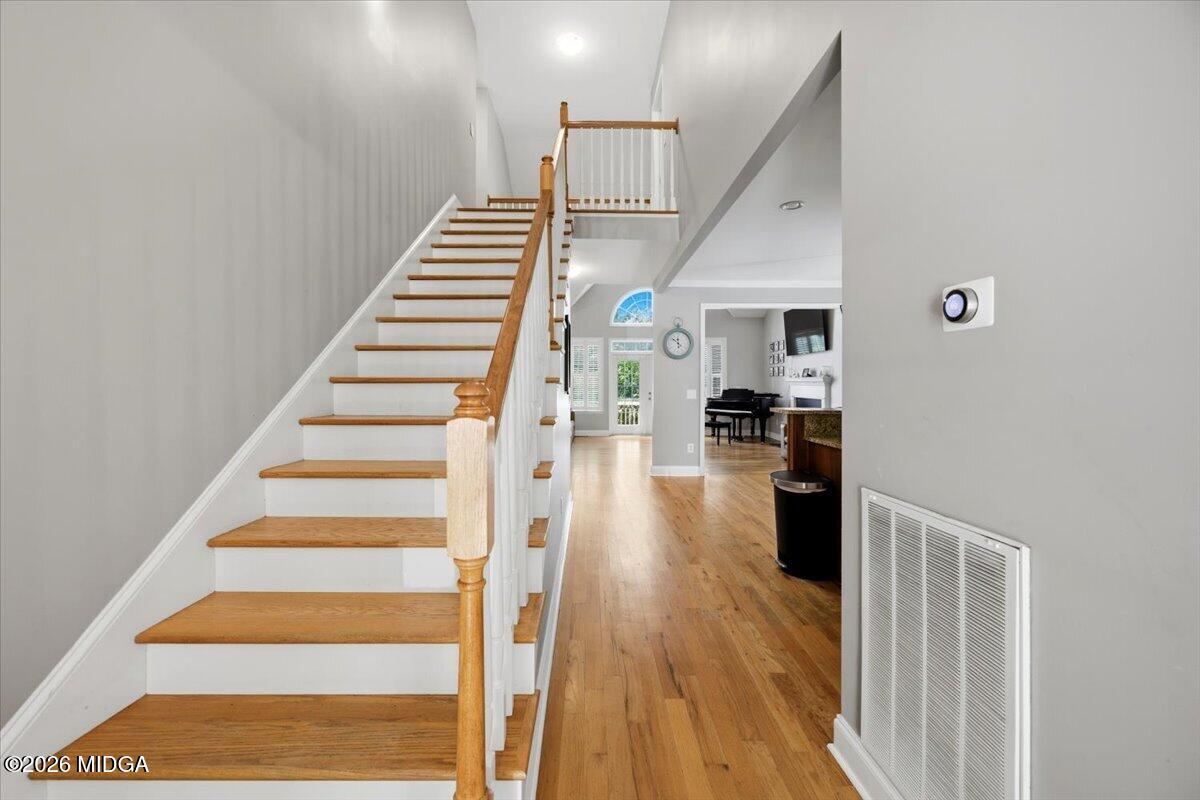 414 Arden Lane N
