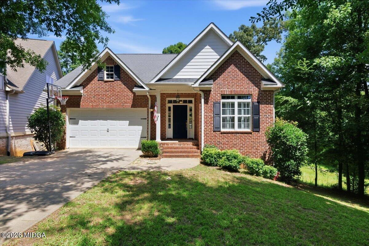 414 Arden Lane N