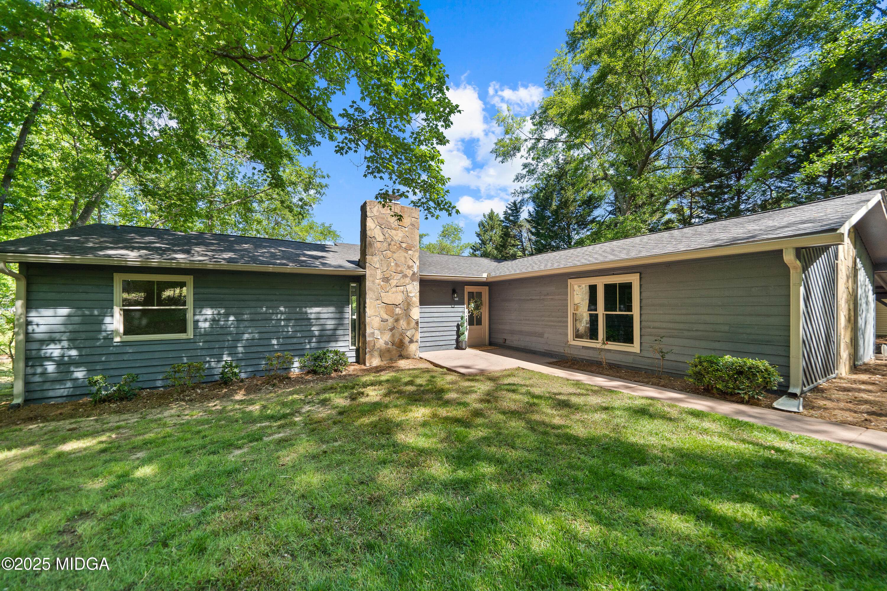228 Pine Knoll Lane