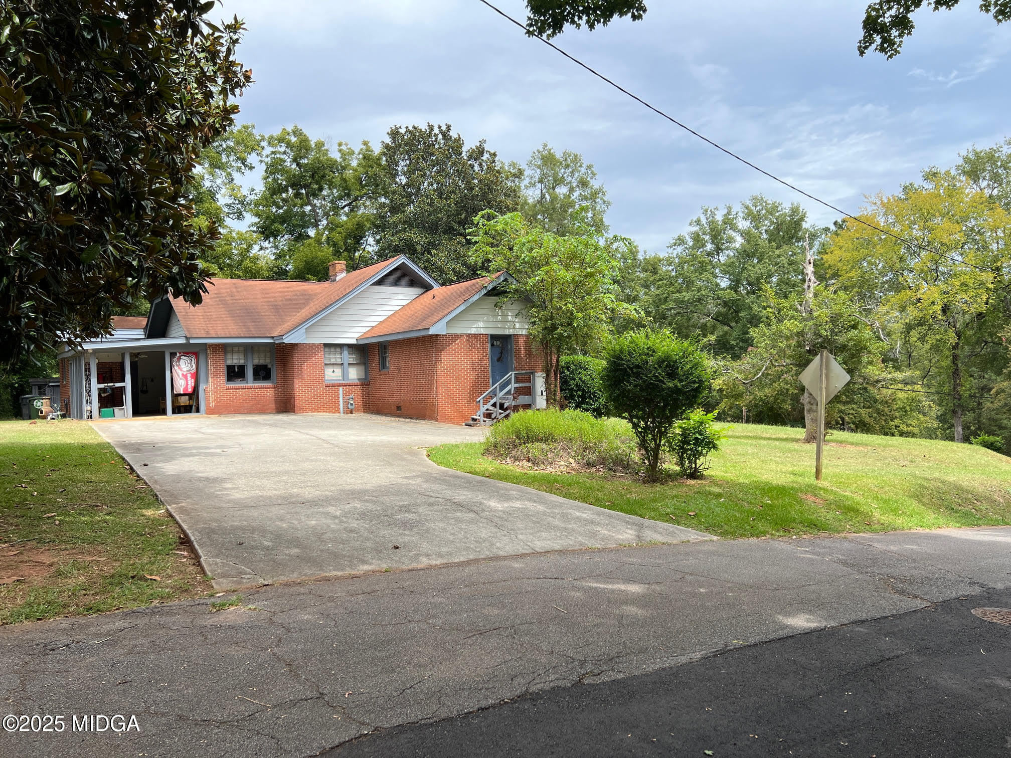 500 N Tattnall Street