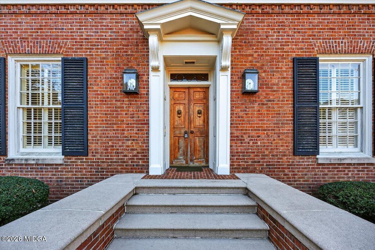 1802 Pine Forest Circle