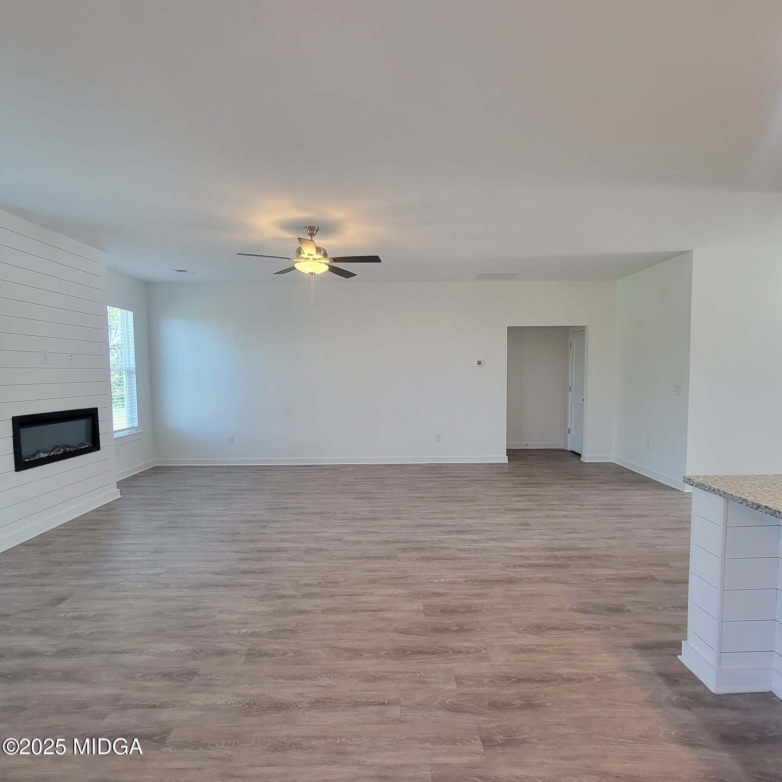 116 Breakwater Way