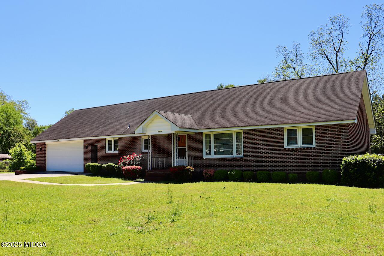 5864 Porterfield Circle